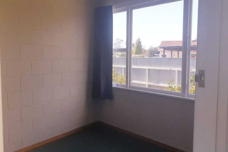 Photo of property in 2/14 Cornwall Road, Taradale, Napier, 4112