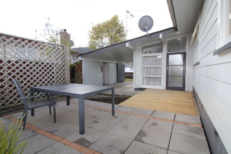 Photo of property in 22 Homedale Street, Pukehangi, Rotorua, 3015