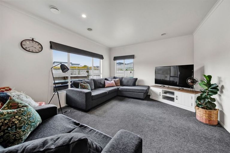 Photo of property in 7 Joshua Place, Bell Block, New Plymouth, 4312