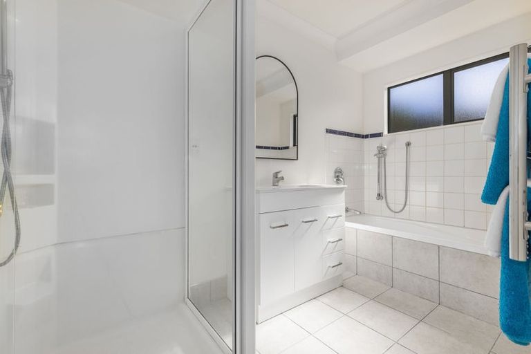 Photo of property in 9 Takahe Drive, Paraparaumu Beach, Paraparaumu, 5032