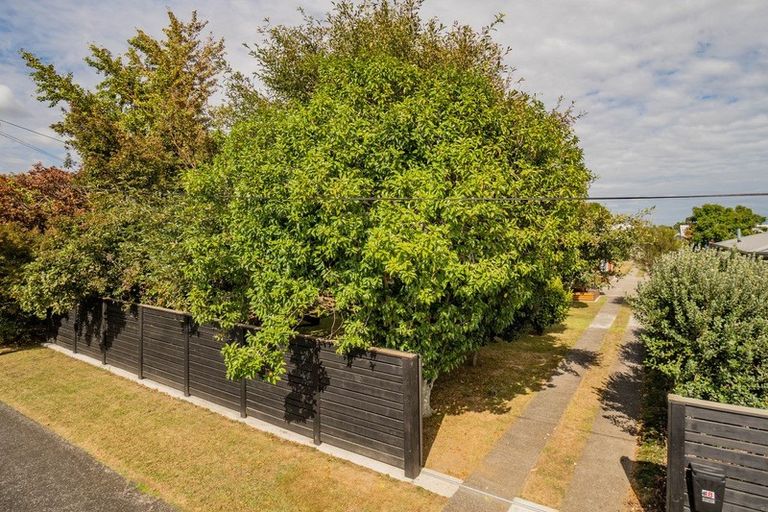 Photo of property in 18 Hill Crescent, Papakura, 2110