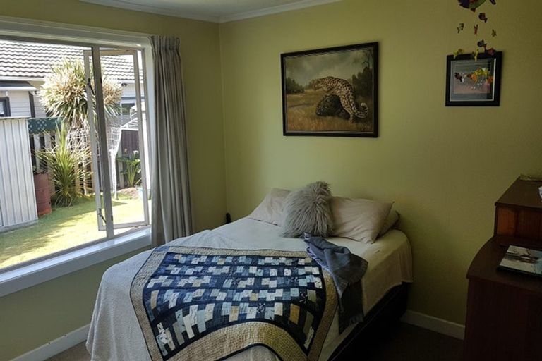 Photo of property in 62 Estuary Road, New Brighton, Christchurch, 8061