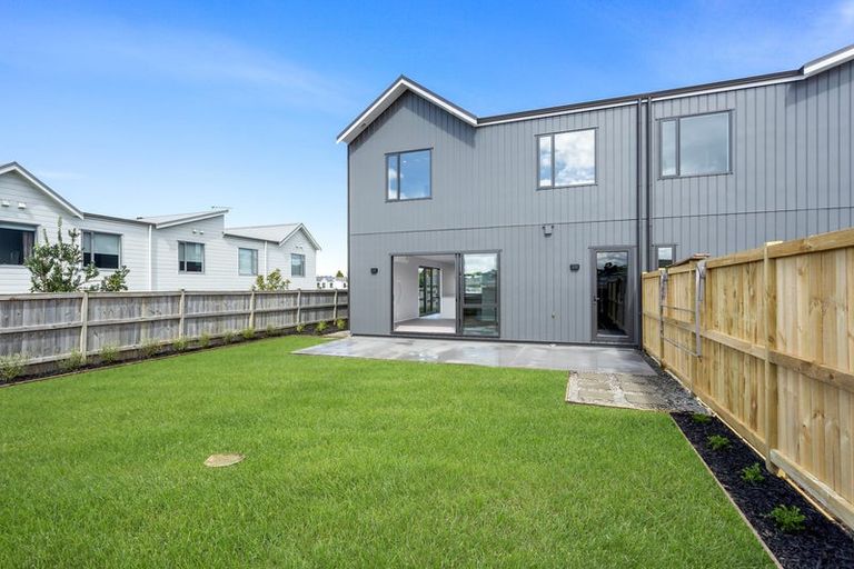 Photo of property in 26 Cambie Avenue, Red Beach, 0932