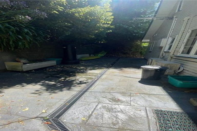 Photo of property in 4/39 Grafton Road, Roseneath, Wellington, 6011