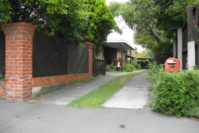 Photo of property in 37 Rountree Street, Upper Riccarton, Christchurch, 8041