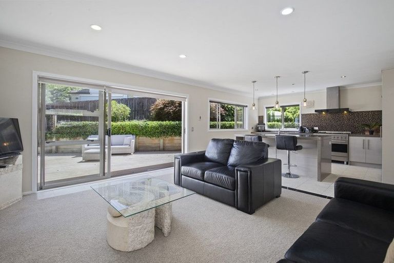 Photo of property in 17 Arthur Carwen Place, Pukekohe, 2120