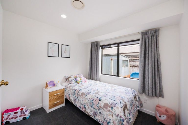 Photo of property in 127 Summerhill Drive, Fitzherbert, Palmerston North, 4410