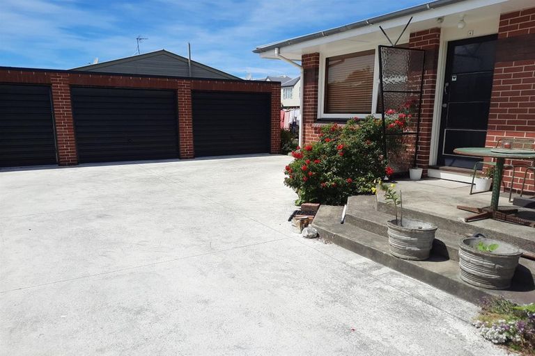 Photo of property in 4/1012 Colombo Street, St Albans, Christchurch, 8014