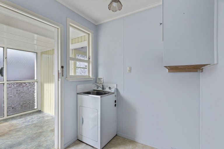 Photo of property in 10 Severn Place, Spotswood, New Plymouth, 4310