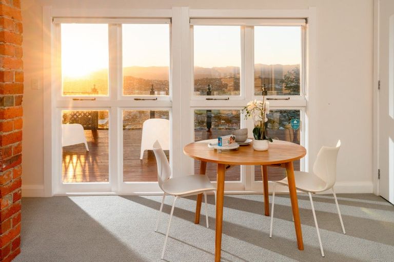 Photo of property in 17 Hornsey Road, Melrose, Wellington, 6023