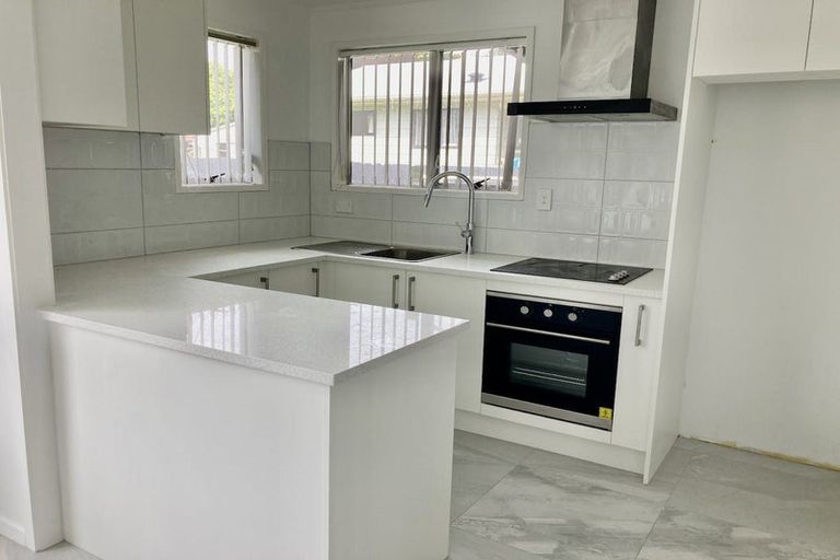 Photo of property in 7 Taitimu Drive, Weymouth, Auckland, 2103