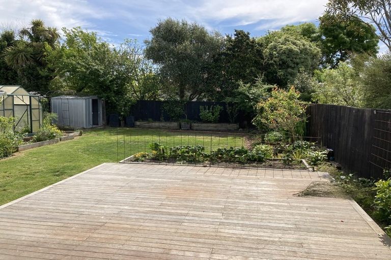 Photo of property in 81 Knowles Street, St Albans, Christchurch, 8052