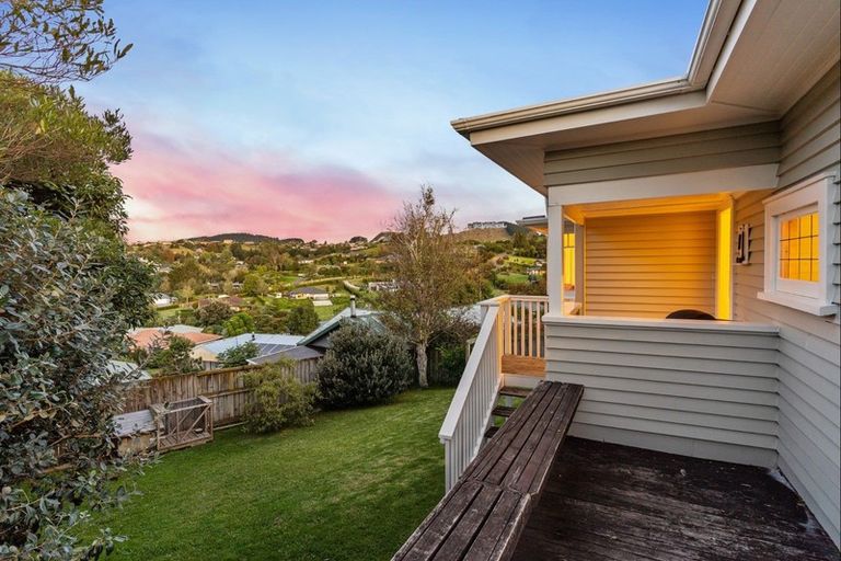 Photo of property in 220 Waitaha Road, Welcome Bay, Tauranga, 3112