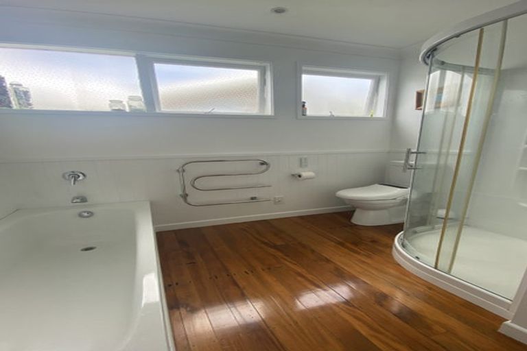 Photo of property in 3/2 Chilton Place, Howick, Auckland, 2014