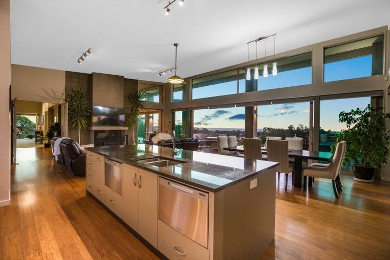 Photo of property in 187 Peka Peka Road, Peka Peka, Waikanae, 5391