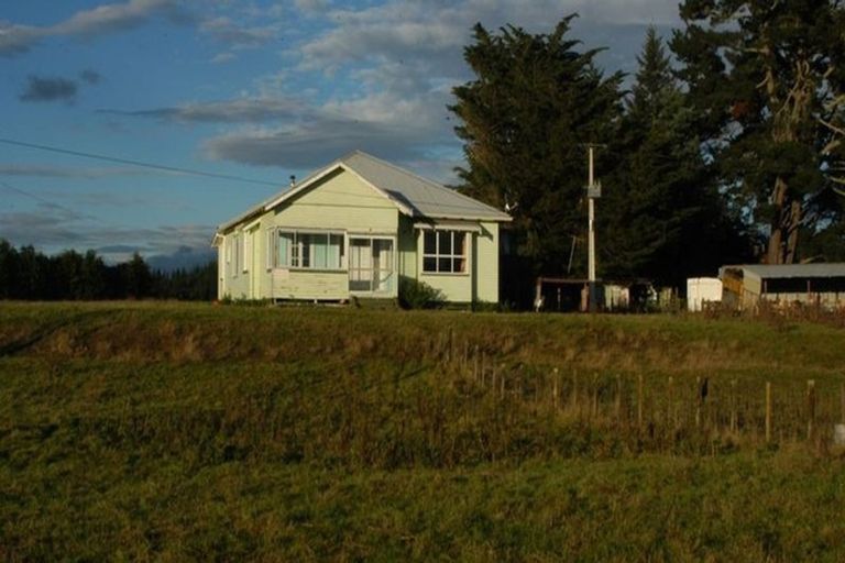 Photo of property in 2755 Mata Road, Raukumara, Tokomaru Bay, 4079