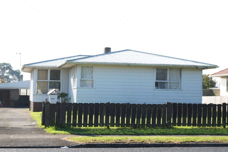 Photo of property in 176 Robertson Road, Mangere East, Auckland, 2024