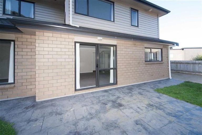 Photo of property in 27 Gifford Grove, Churton Park, Wellington, 6037