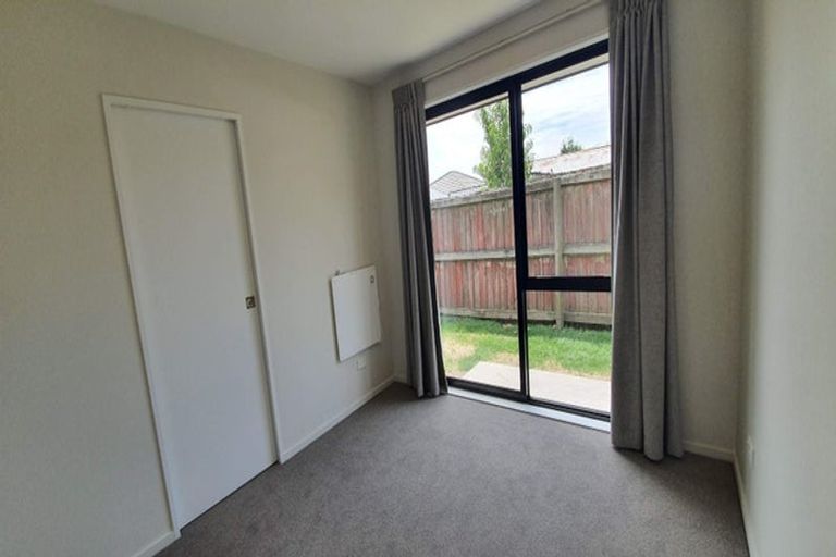 Photo of property in 2 Tika Street, Riccarton, Christchurch, 8041