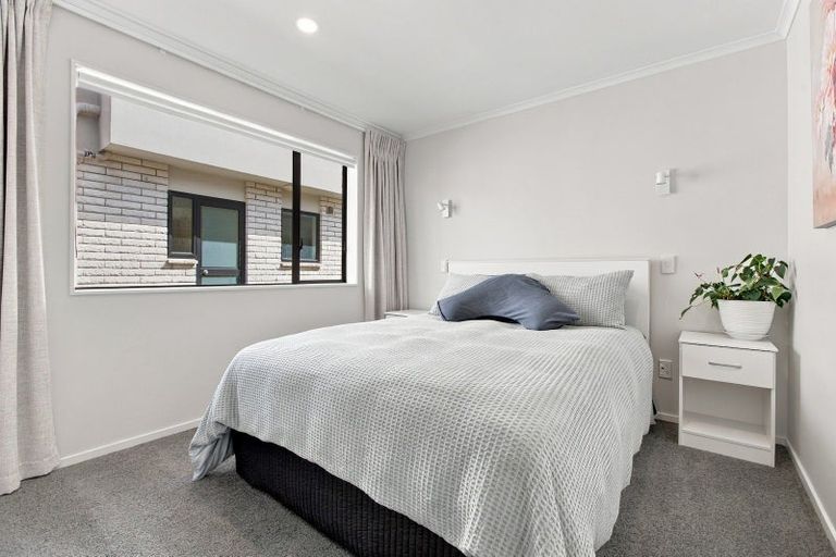 Photo of property in 3/30 Whiteley Street, Moturoa, New Plymouth, 4310