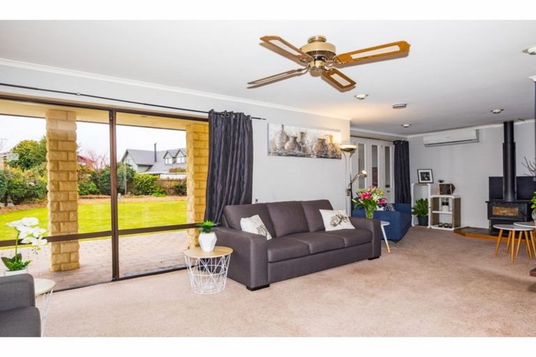 Photo of property in 37 Temple Crescent, Gleniti, Timaru, 7910