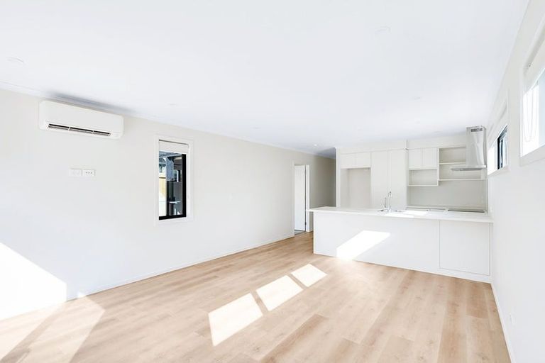Photo of property in 8 Fisher Road, Cambridge, 3434