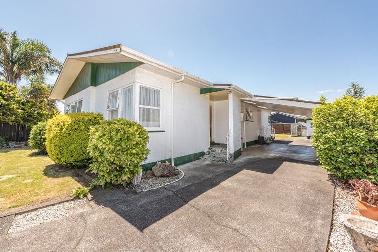Photo of property in 12 Lindsey Crescent, Springvale, Whanganui, 4501