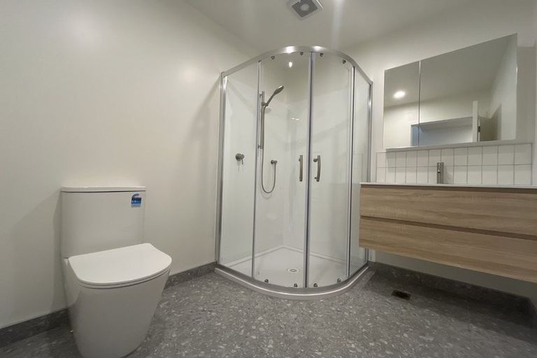 Photo of property in 4/23 Makomako Drive, Orewa, 0931