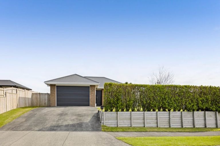 Photo of property in 4 James Drive, Bell Block, New Plymouth, 4312