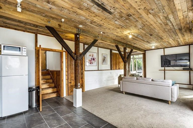 Photo of property in 50 Green Island Bush Road, Blackhead, Dunedin, 9076