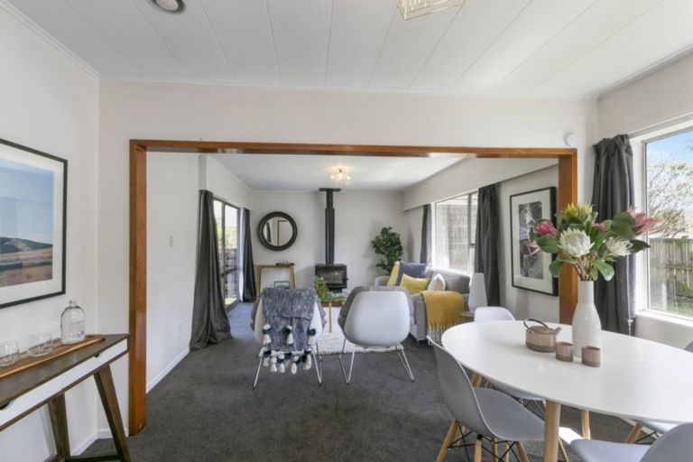 Photo of property in 4 Bexley Grove, Wainuiomata, Lower Hutt, 5014