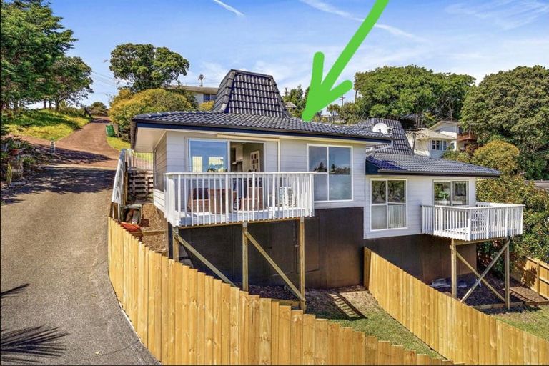 Photo of property in 147a Browns Bay Road, Browns Bay, Auckland, 0630