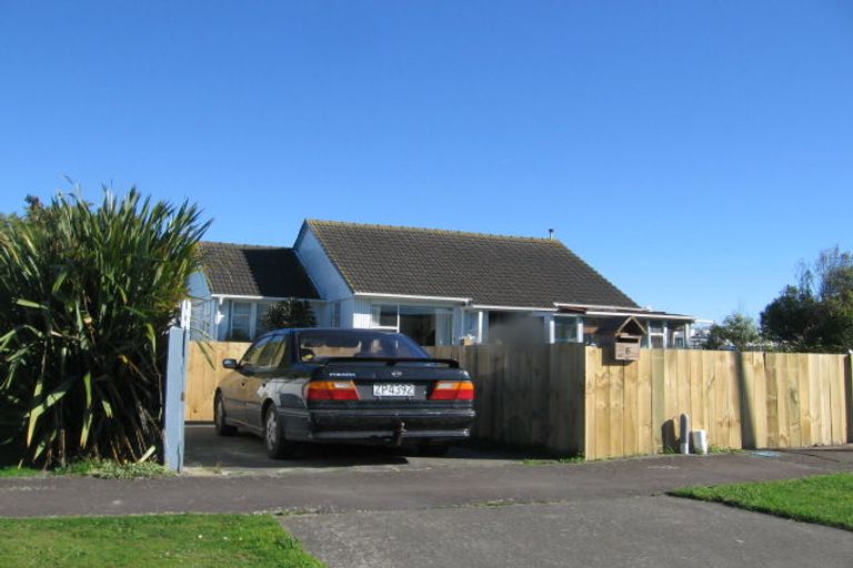 Photo of property in 6 Thames Street, Roslyn, Palmerston North, 4414