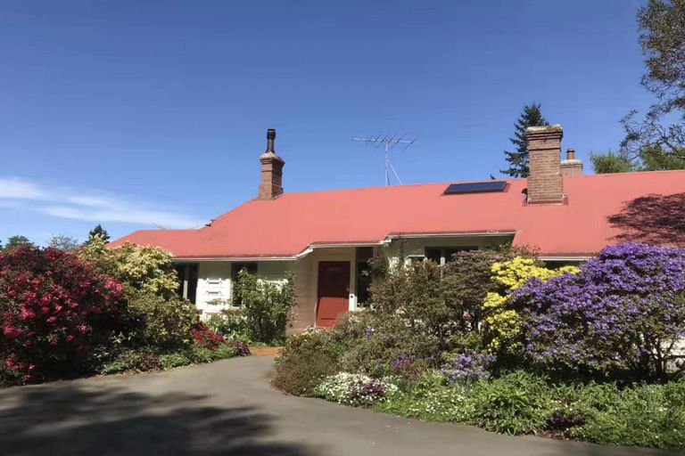 Photo of property in 5 Three Mile Hill Road, Halfway Bush, Dunedin, 9010
