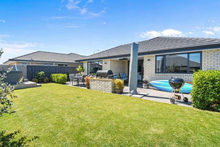 Photo of property in 10 Carmello Grove, Richmond, 7020