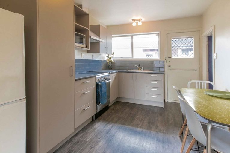 Photo of property in 2/97 Geraldine Street, Edgeware, Christchurch, 8013