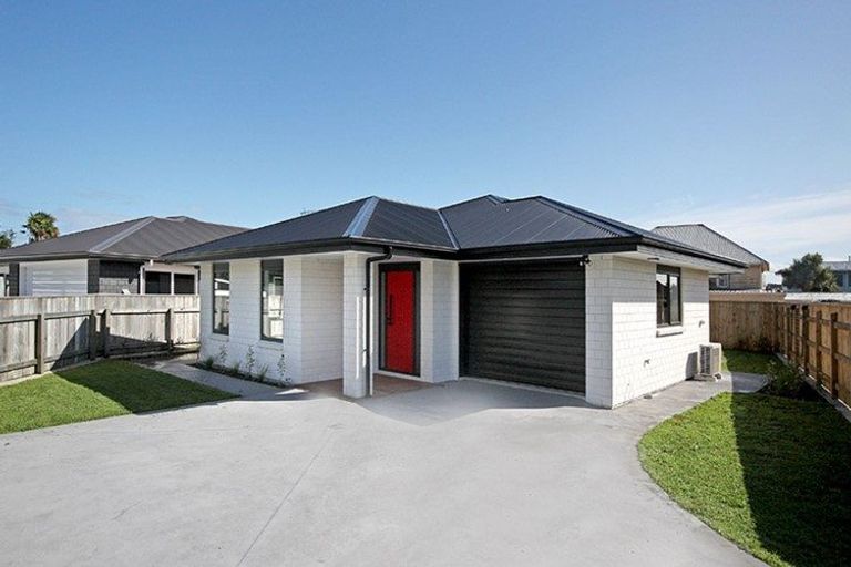 Photo of property in 14a Awahou Place, Foxton, 4814