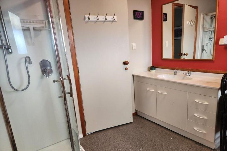 Photo of property in 3/58 Paynters Avenue, Strandon, New Plymouth, 4312