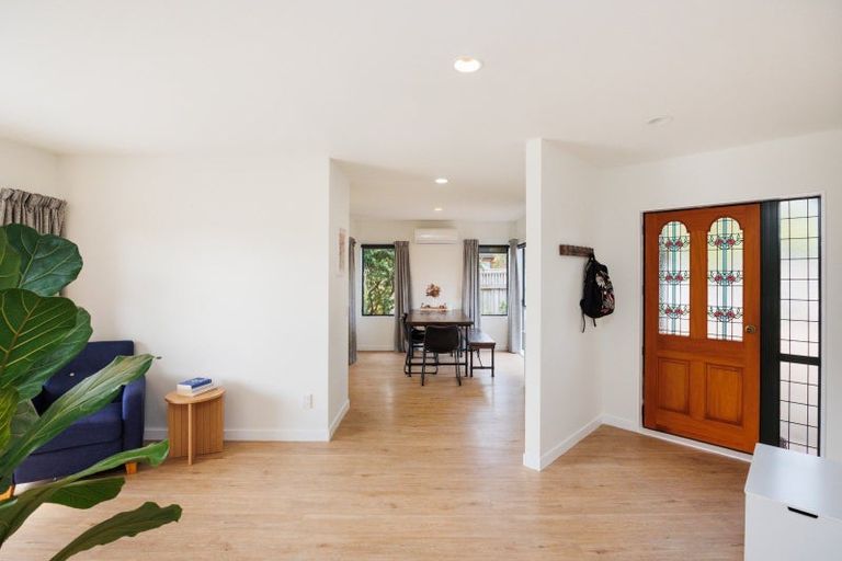 Photo of property in 127 Summerhill Drive, Fitzherbert, Palmerston North, 4410