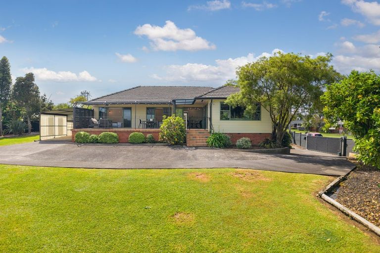 Photo of property in 2 Wharf Road, Te Atatu Peninsula, Auckland, 0610