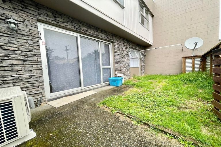 Photo of property in 57-5a Carrington Street, Lower Vogeltown, New Plymouth, 4310
