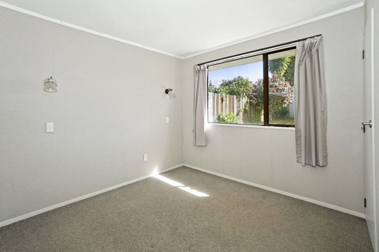 Photo of property in 6 Randell Place, Te Puke, 3119