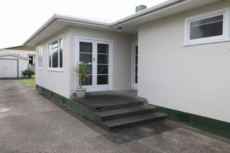 Photo of property in 8a Puriri Street, Gonville, Whanganui, 4501