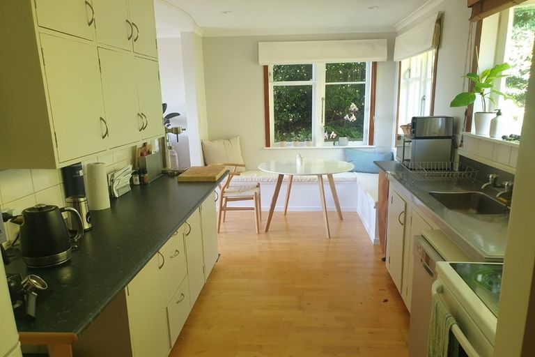 Photo of property in 7 Kingston Heights Road, Kingston, Wellington, 6021