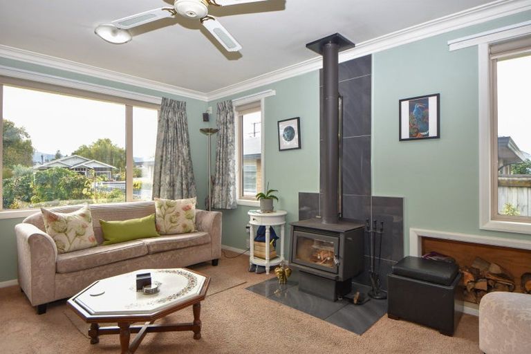 Photo of property in 240 High Street North, Carterton, 5713