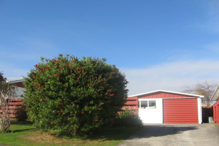Photo of property in 1 Ajax Place, Highbury, Palmerston North, 4412