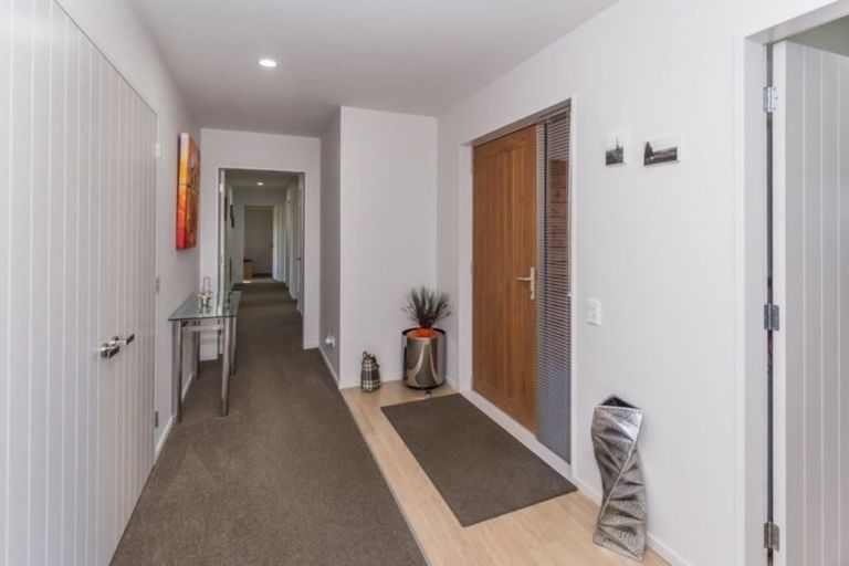 Photo of property in 38 Saint Laurent Way, Ohau, Levin, 5570