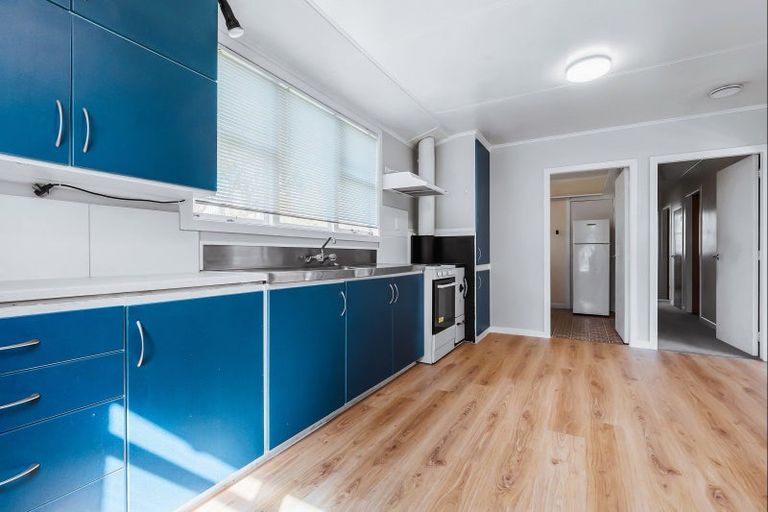 Photo of property in 10 Tamakui Grove, Turangi, 3334