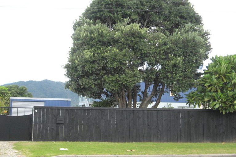 Photo of property in 9 Manaia Road, Tairua, 3508