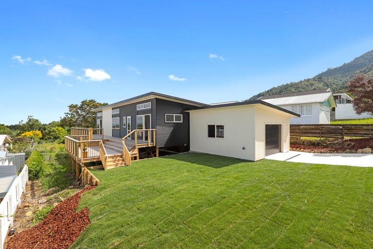 Photo of property in 10 Burgess Street, Te Aroha, 3320